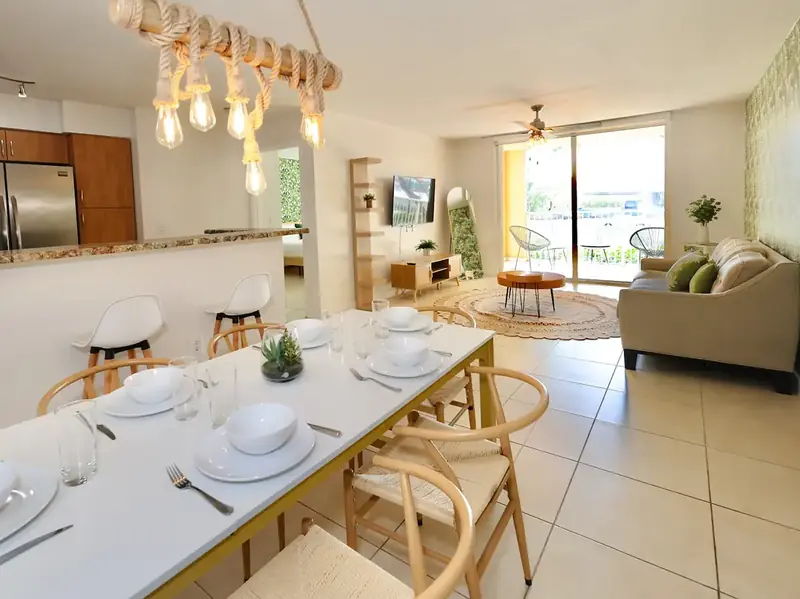 Dining and living area in the Aventura apartment
